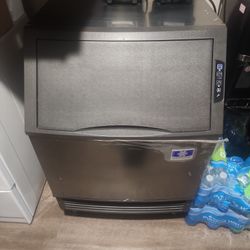 Brand New Commercial Ice Maker