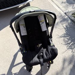 Doona Stroller Base &All Inserts Included 