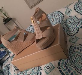 Michael Kors wedges