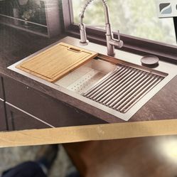 Paid Over $400 , Brand New, Never Opened, Glacier Bay Kitchen Sink