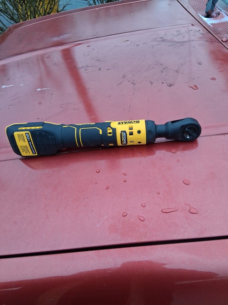 DeWalt Atomic Ratchet