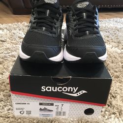 New Saucony Men’s Cohesion 15 Size 7