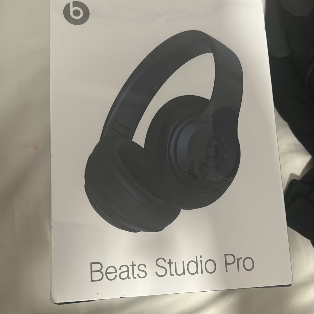 Beats Studio pro