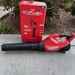 Milwaukee M18 Blower 