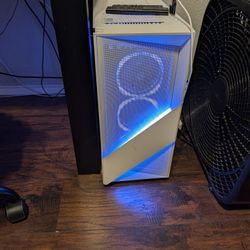 Gaming PC With Monitor 