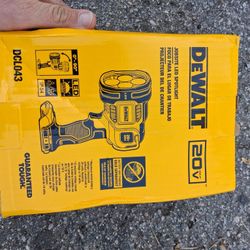 Dewalt Flashlight