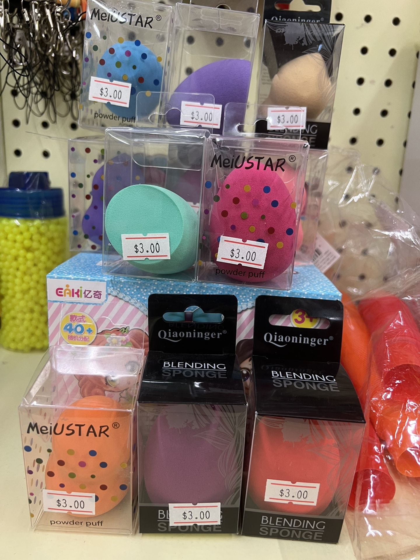 12 BEAUTY BLENDERS FOR THE PRICE OF $2 Each WHOLESALE MAKE UP BEAUTY 