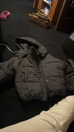 Crop puffer jacket