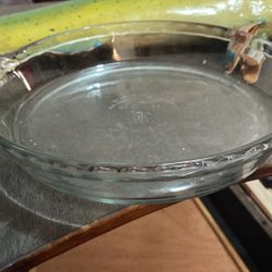 Pie plate, heavy duty glass