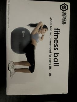 FITNESS BALL