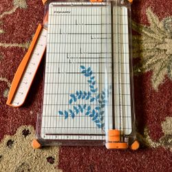 Paper Cutter