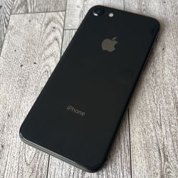 iPhone 8 (64gb)UNLOCKED /DESBLOQUEADO  For All Carriers  🔥