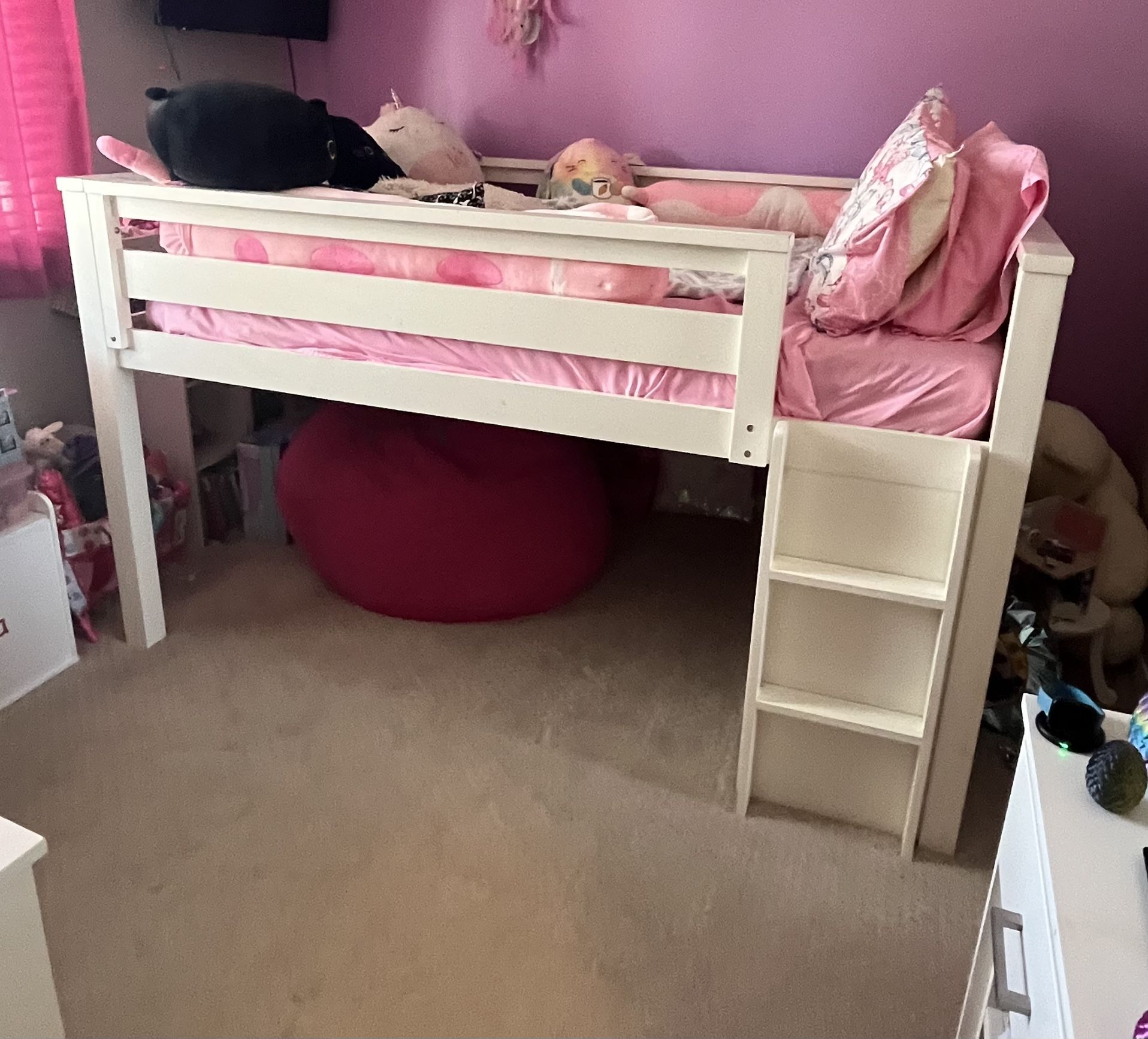 Full Size Loft Bed With Storage