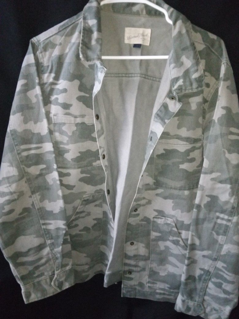 Universal Thread XL Army Fatigue Jacket
