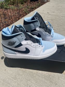 Jordan 1 Mid SE White / Ice Blue-Black (2023)
