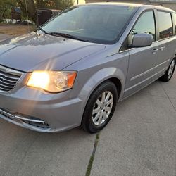 2013 Chrysler Town & Country