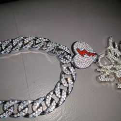 Chain With Charm