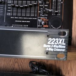DBX 223XL  Crossover 