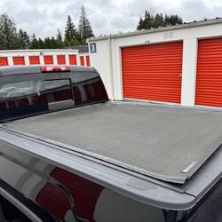 GMC Tonneau Cover