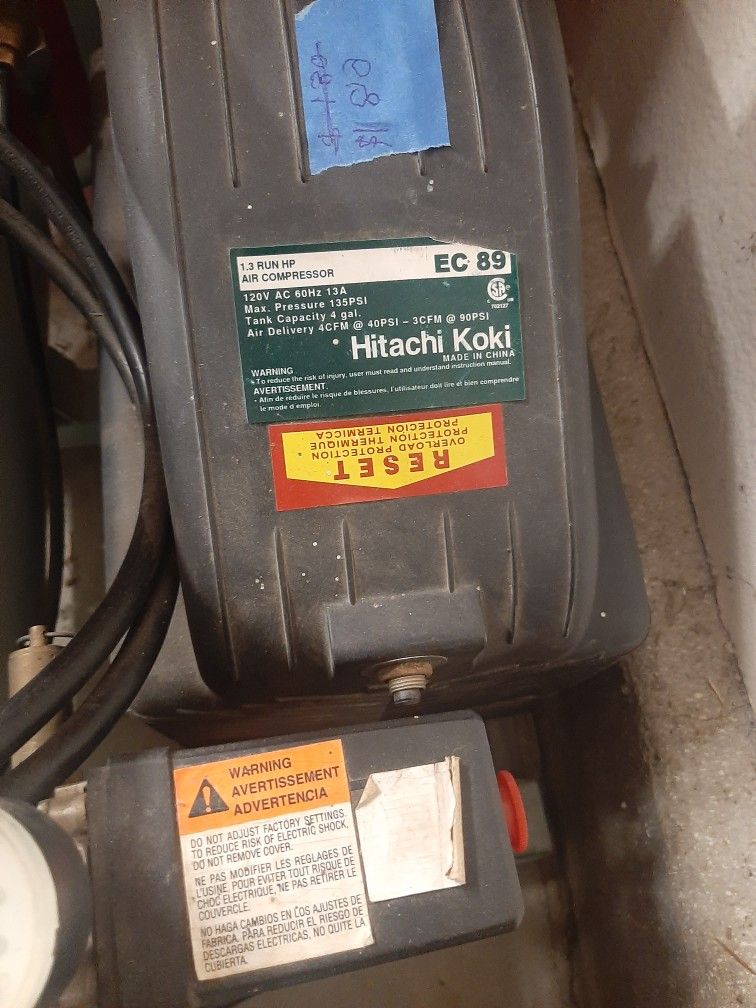 Hitachi Air Compressor