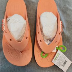 Crocs Platform Sandle, NWT, Size 9