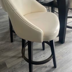 Bar Table  and 4 Chairs 