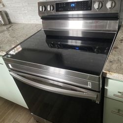 6.3 cu.ft. 5 Burner Element Smart Freestanding Electric Range with Rapid Boil and Self Clean in Stainless Steel