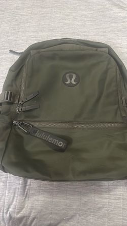 Lululemon New Crew backpack 22L ( 2 colors)