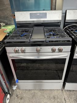 Frigidaire Gallery Gas Stove 30 Inches Brand New One Receipt For 90 Days Warranty 