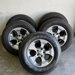 18” JEEP WRANGLER OEM 5 TIRE SET WITH 255/70R18 SPARE TIRE INCLUDED