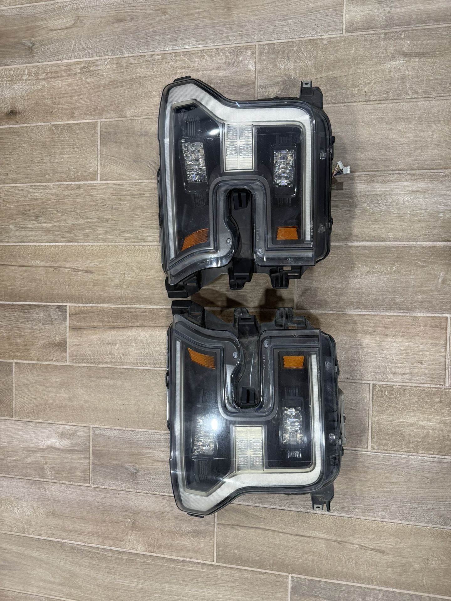 Ford Raptor Headlights