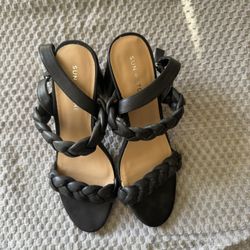 Sun & Stone  Faux Leather BuckBraided Ankle 3 3/4 inches Size 9 1/2 Black