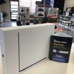 11” MacBook Air M4 16gb Ram 256 SSD Only At Downey Camera