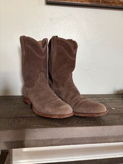 Tecovas The Johnnys Suede boots