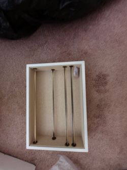 Pottery Barn Mia Jewelry (Necklaces and Bracelets) Holder