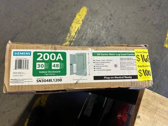 SaleSumo Siemens Indoor Enclosure 200A 30 Spaces 48 Circuits