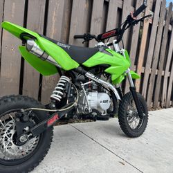 Super Fast 110 Cc Dirtbike