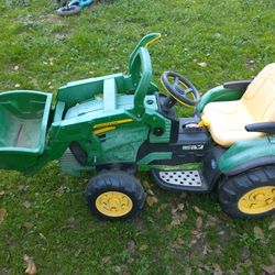 12v John Deere Tractor 