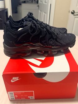 Nike Air Vapormax Plus size 9