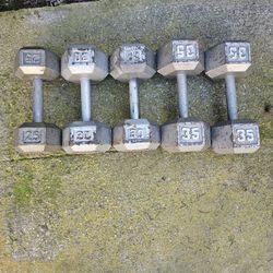 DUMBELLS 