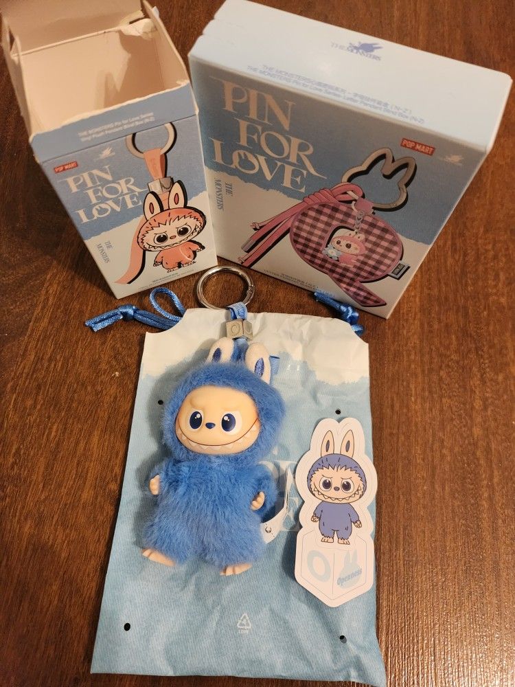 Labubu Pin For Love Series Set Letter O