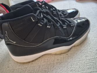 Jordan 11s