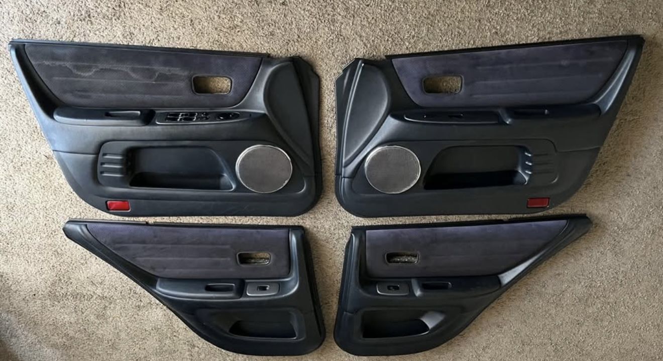 Lexus Is300 (2001-2005) black Interior Door Cards