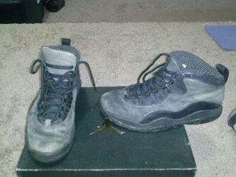 Jordan X Army size 9