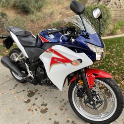 Honda CBR 250R