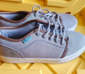 Boys shoes