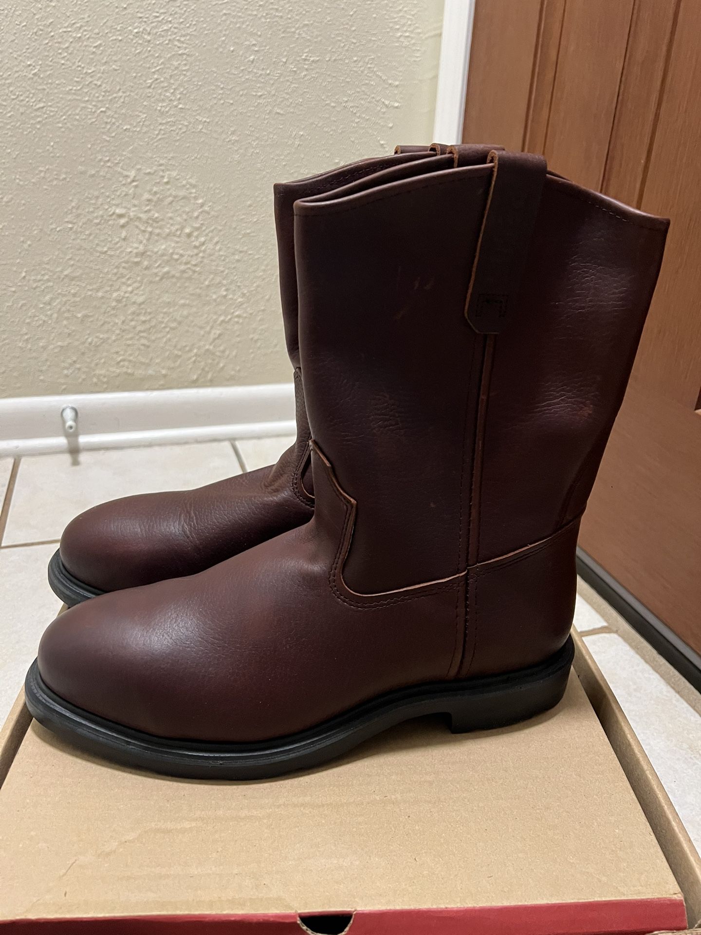 Red Wing Men’s Pecos Steel Toe Boots Size 12 D