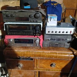 Bunch misc electronic stuff