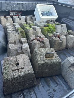 20 Concrete Pier Blocks 
