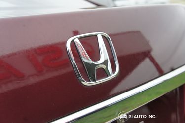 2016 Honda Accord Thumbnail